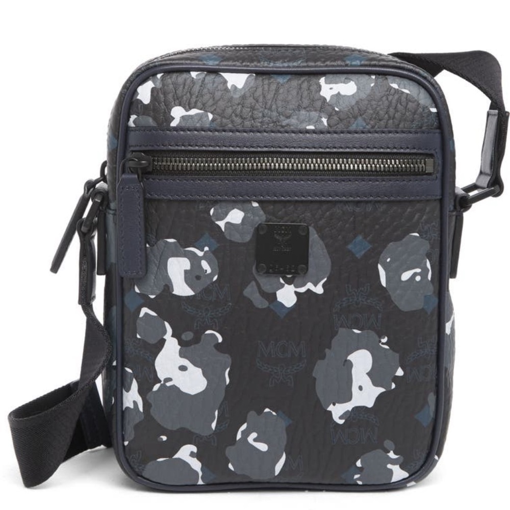 🔥🔥MCM KLASSIK VISETOS Leather Crossbody Bag